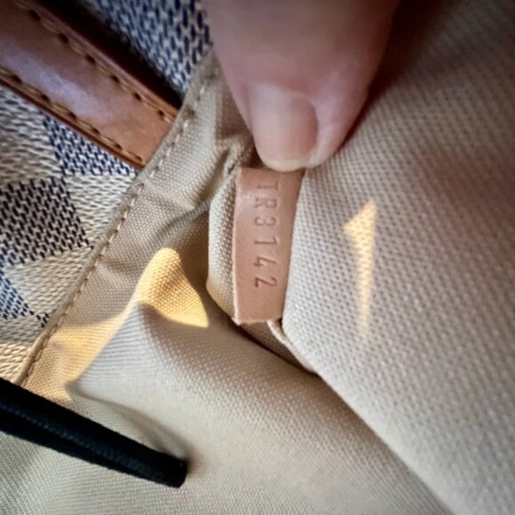 Louis Vuitton Damier Azur Medium Bag Figheri PM - Picture 7 of 13